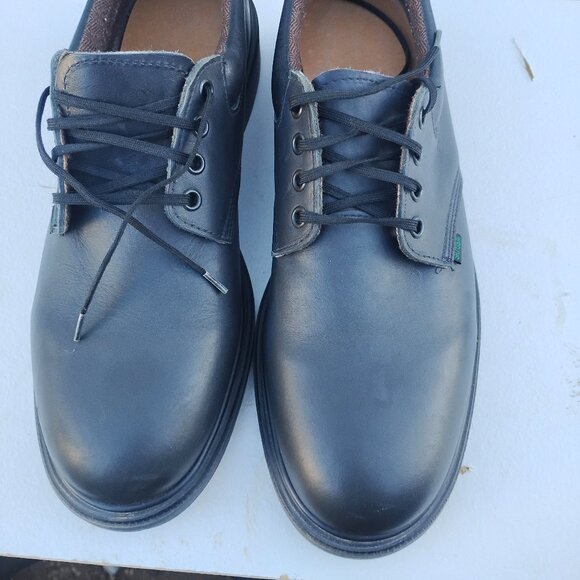 Red Wing 107 Postman Oxford Men’s Shoes, Size 12 EE (Wide), Black - Picture 1 of 10